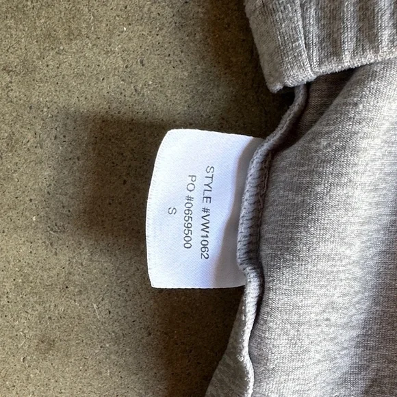 Vuori Halo Crop Top Short Sleeve - Picture 5 of 5